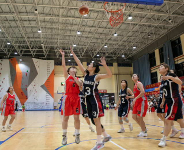 将齐文明特征与德育实践深度融合打造时时处处人人的全员育人格局