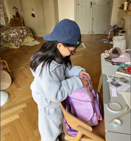 学校引导学生们参加寒假生长举动将体育劳作阅读设为必选内容